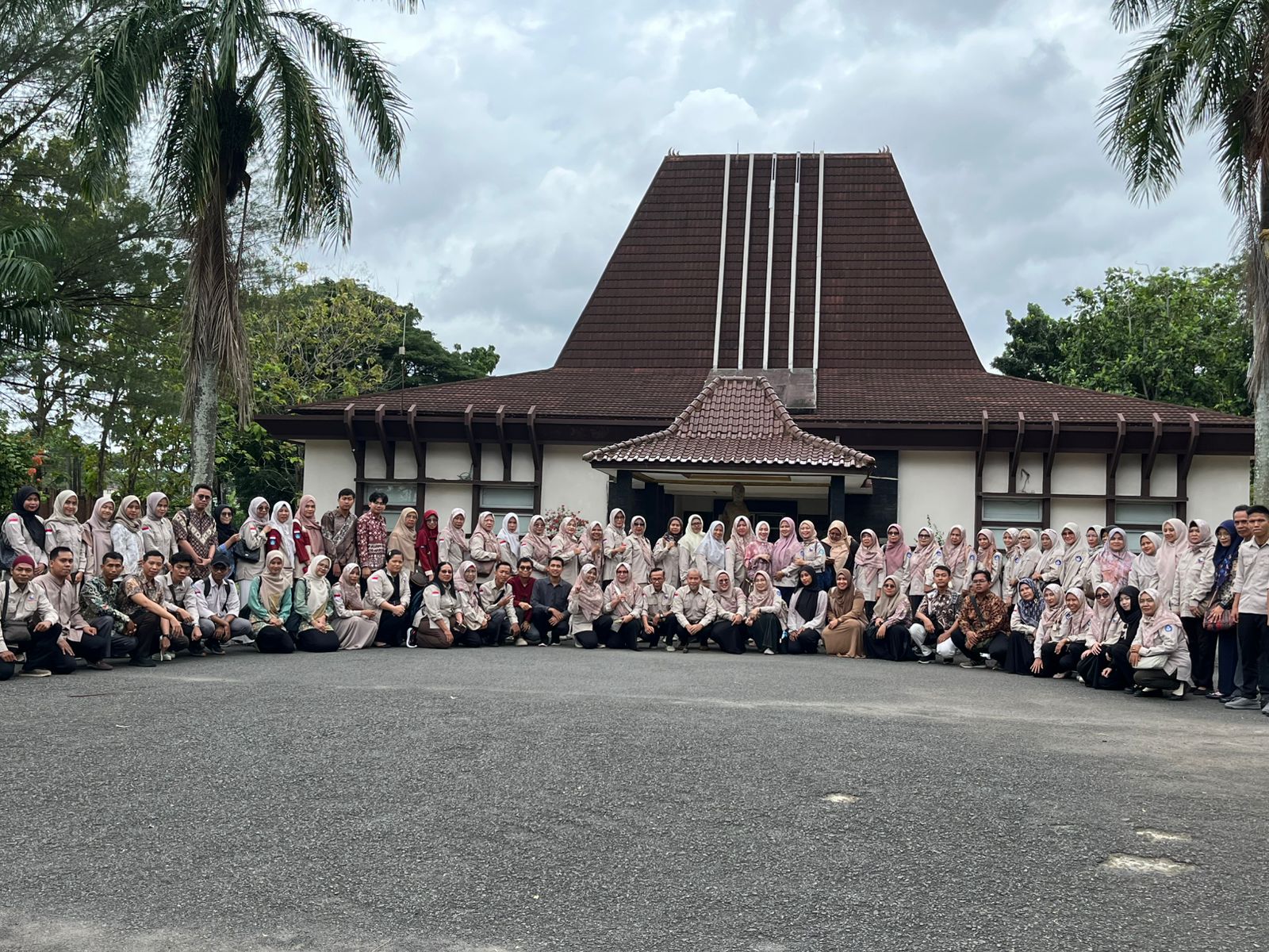 Usung Visi "KOMPAK", Bayumi AP Terpilih Jadi Ketua MGMP IPS Kota Palembang Periode 2026-2028