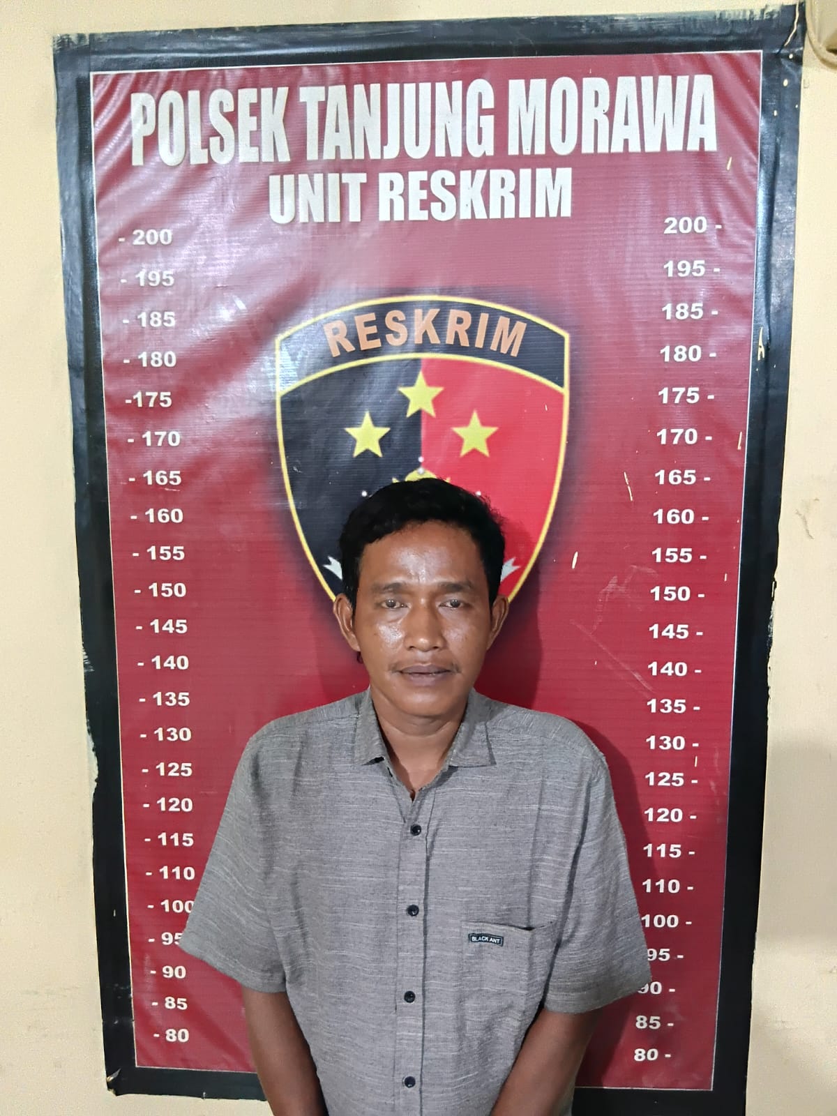 Bobol Rumah Curi Perhiasan, Pelaku Tak Berkutik Saat Ditangkap Bobol Rumah Curi Perhiasan, Pelaku Tak Berkutik Saat Ditangkap
