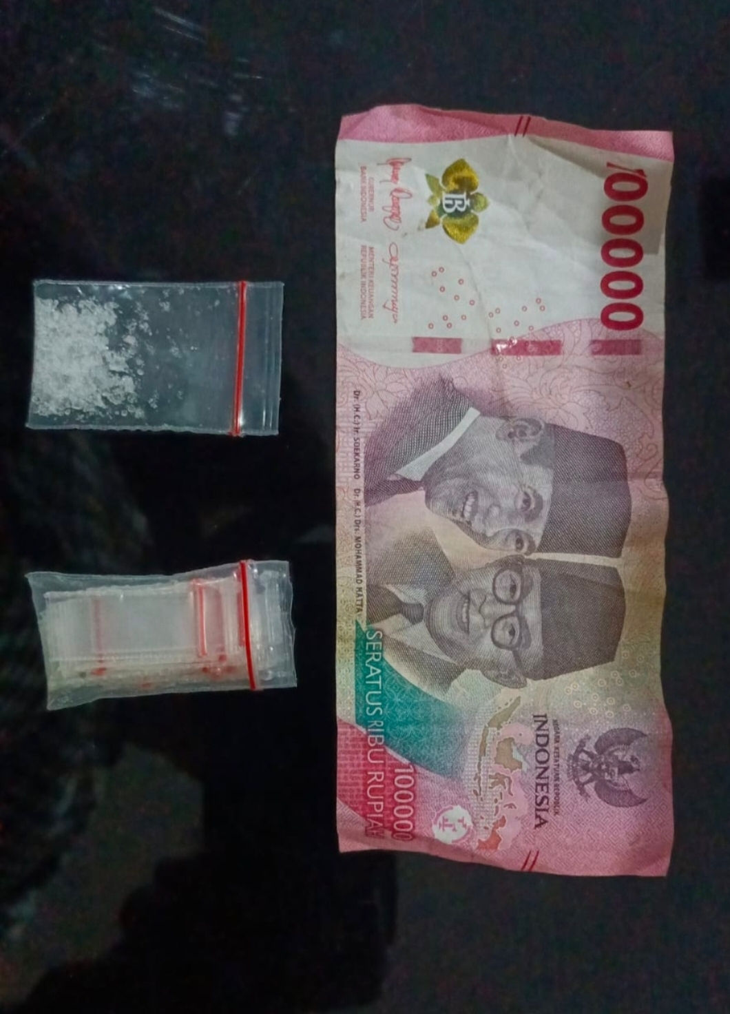 Jual Sabu di Bekas Kafe, Pelaku Ditangkap Polisi Jual Sabu di Bekas Kafe, Pelaku Ditangkap Polisi