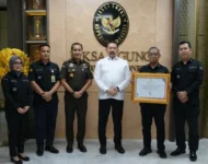 Jaksa Agung ST Burhanuddin Antar Kejaksaan RI Raih Predikat “AA”, Bukti Reformasi Hukum Makin Kokoh