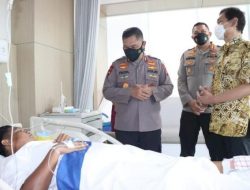 Iptu Lukas Marbun di jenguk Kapolda Metro jaya