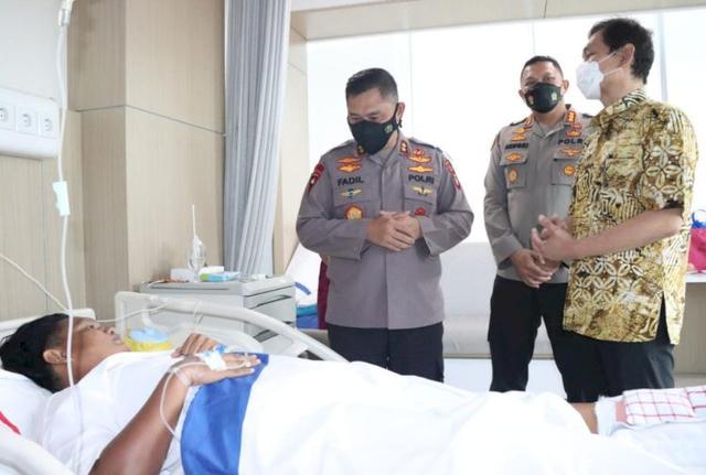 Iptu Lukas Marbun di jenguk Kapolda Metro jaya