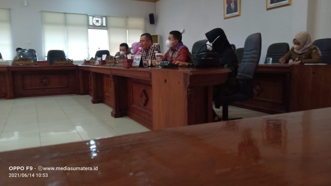 Puluhan Karyawan PT. Gading Cempaka Graha OKI Geruduk DPRD Provinsi Sumsel Di Pimpin Langsung Oleh DPW FBI Sumsel