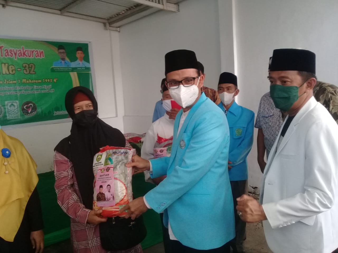 Badan Komunikasi Pemuda Remaja Masjid Indonesia (BKPRMI) Terima Bantuan Beras dari Gubernur Sumsel dan Melalui DPP Gencar Indonesia