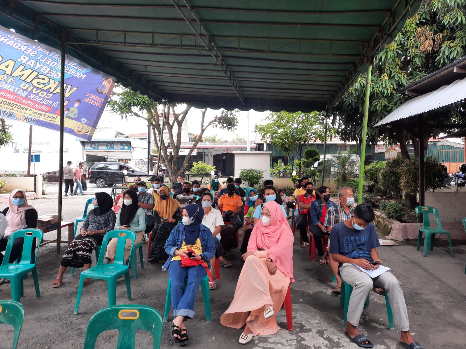 Wakapolresta Deli Serdang Himbau Jajaran Pemerintah Desa Kecamatan Namorambe Laksanakan Percepatan Vaksinasi