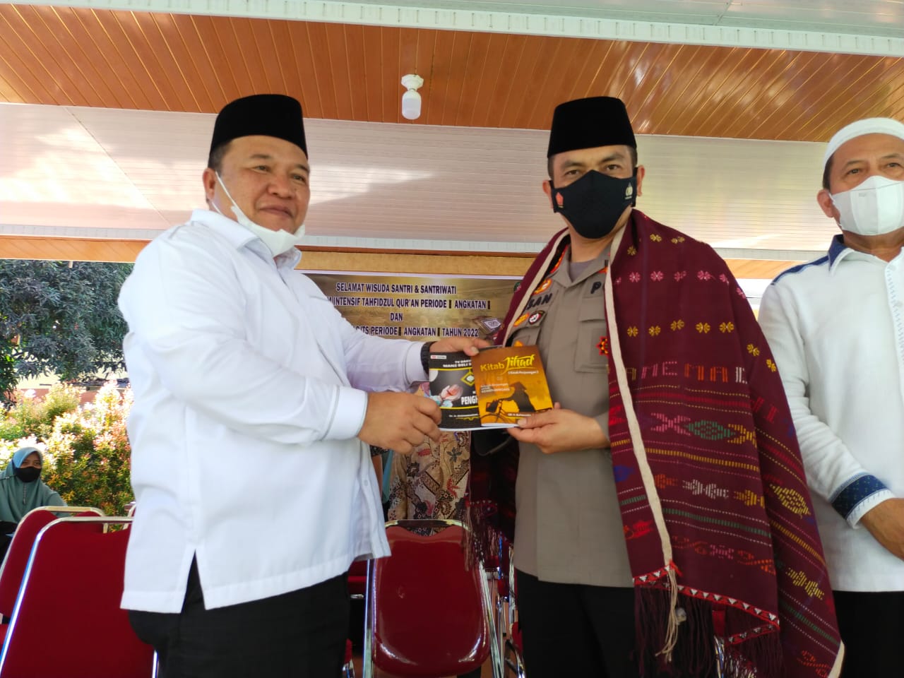 Kapolresta Deli Serdang Hadiri Penutupan Program Intensive Tahfidzul Qur'an & Tahfidzul Hadits angkatan ke-7