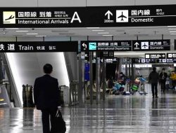 Daftar Tunggu untuk Memasuki Jepang Bertambah Menjadi 400.000 di tengah Pembatasan COVID