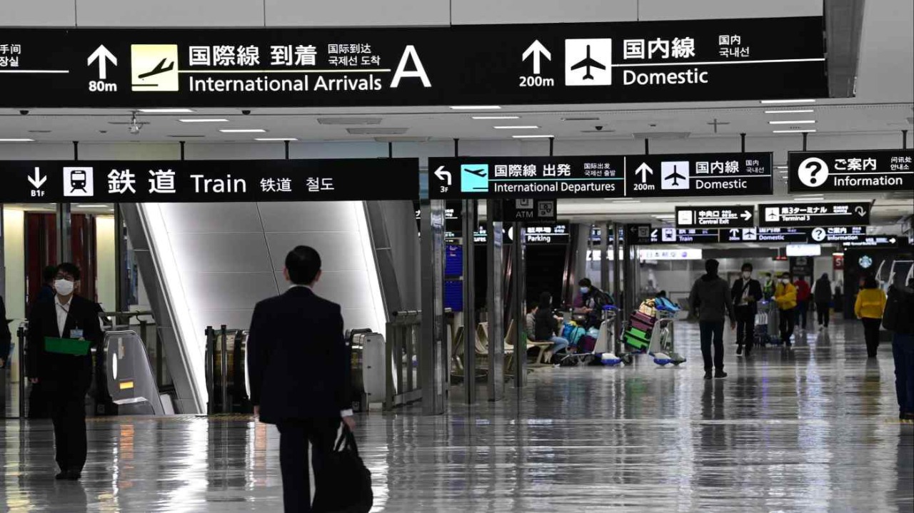 Daftar Tunggu untuk Memasuki Jepang Bertambah Menjadi 400.000 di tengah Pembatasan COVID