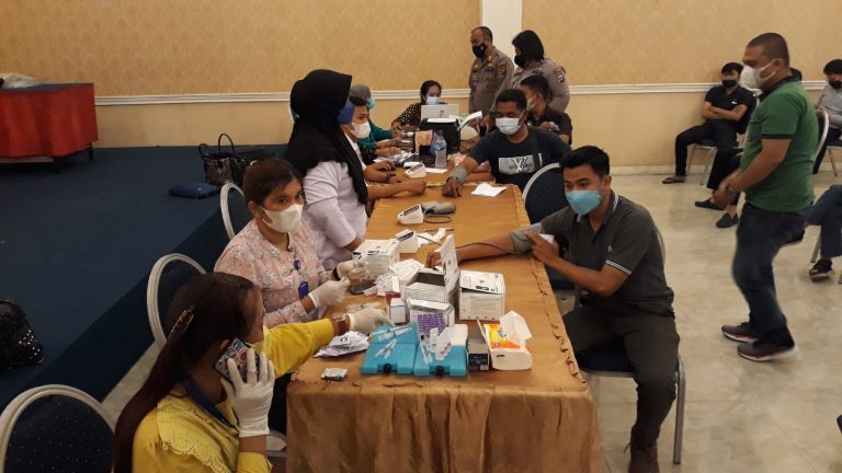 Kapolresta Deli Serdang Tinjau Vaksinasi Di Lubuk Pakam Dan Tanjung Morawa