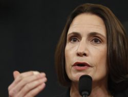 Wawancara AP: Fiona Hill Mengatakan Putin Memiliki Sejumlah Pilihan