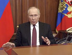 Putin Ayunkan Pedang Nuklir dalam Konfrontasi dengan Barat