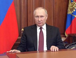 Membaca Putin: Tidak Seimbang atau dengan Cerdik Memangsa Ketakutan Barat?