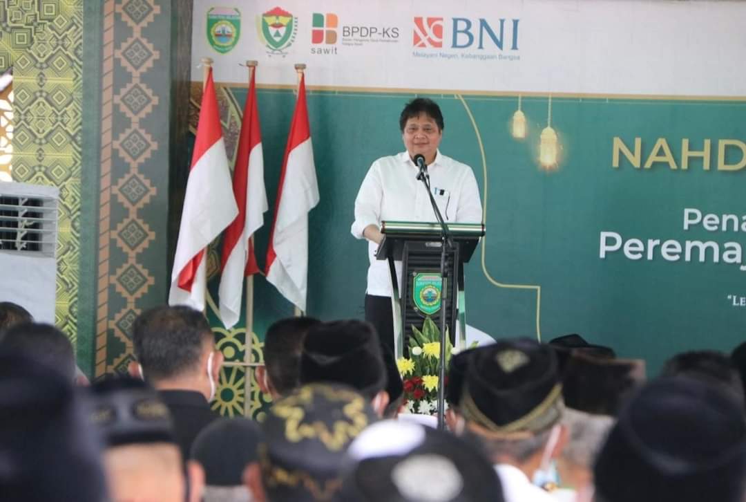 Airlangga Hartanto Selaku Menko Perekonomian Melaksanakan Peremajaan Sawit Rakyat Dalam Rangka Harlah NU di Kec Rambang Muara Enim