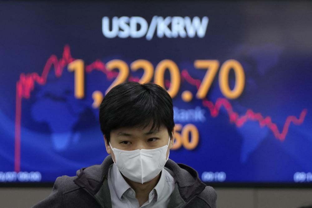 Harga minyak melonjak, saham tenggelam karena konflik Ukraina semakin dalam