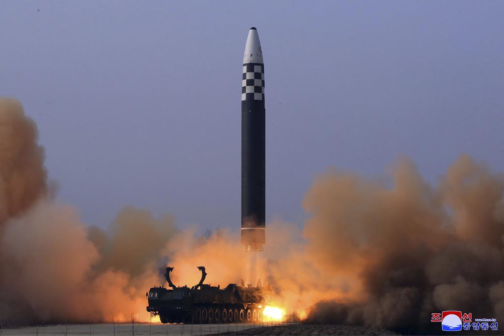 Korea Utara Mengatakan Pihaknya Melakukan Uji Coba ICBM Terbesar, AS Menambahkan Sanksi Korea Utara Mengatakan Pihaknya Melakukan Uji Coba ICBM Terbesar, AS Menambahkan Sanksi