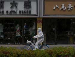 Shanghai Perketat Lockdown meski Kasus COVID Menurun