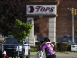 Sepuluh Tewas Serangan di Supermarket Buffalo Polisi Sebut Kejahatan Rasial
