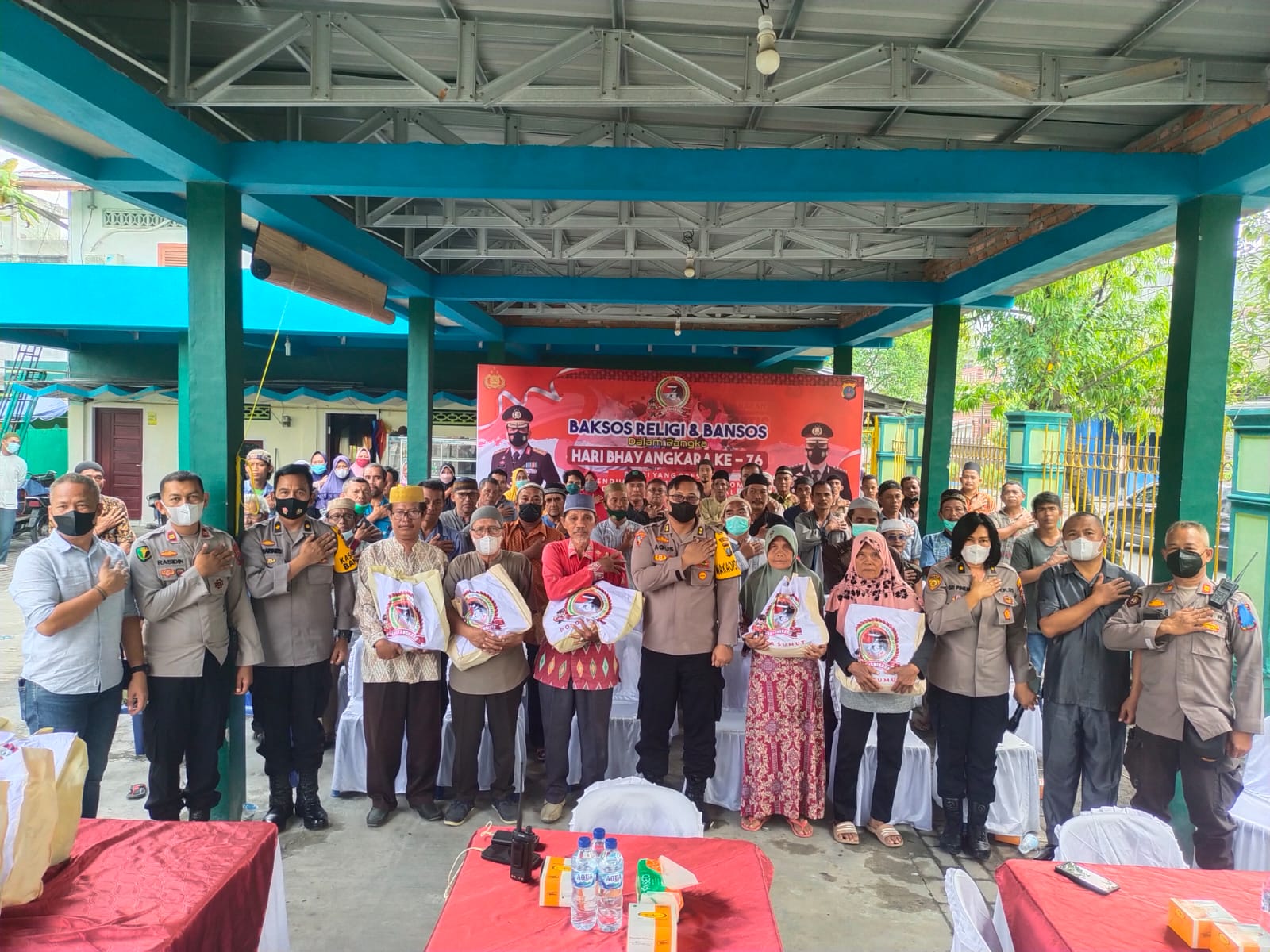 Jelang Hari Bhayangkara Ke 76, Polresta Deli Serdang Gelar Baksos Dan Bansos