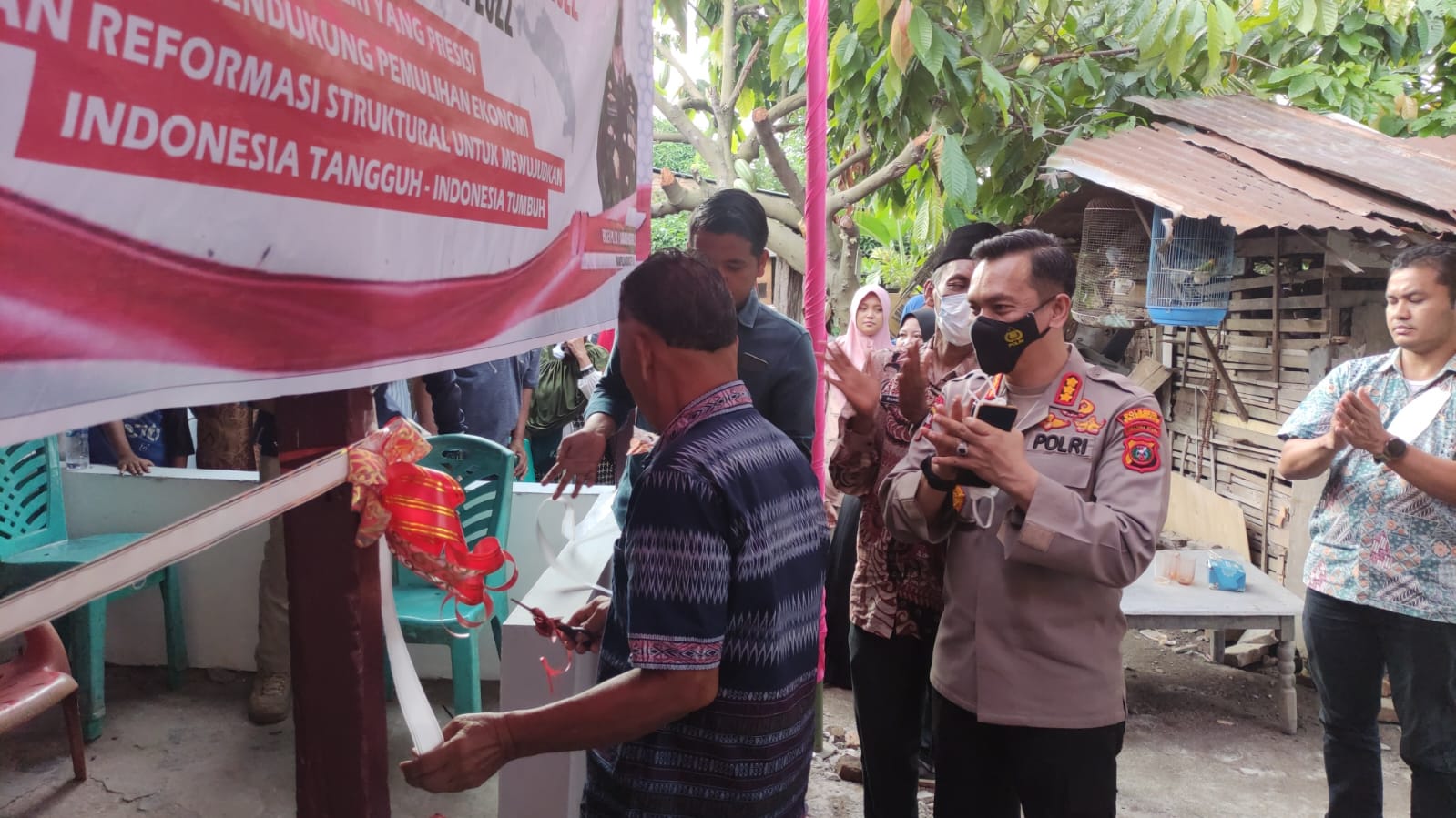 Jelang Hari Bhayangkara Ke 76, Polresta Deli Serdang Gelar Baksos Dan Bansos