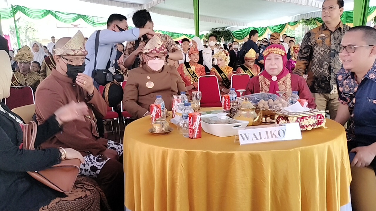 Kunjungan Kontingen JKPI Kota Salatiga di SMP Negeri 1 Palembang Kunjungan Kontingen JKPI Kota Salatiga di SMP Negeri 1 Palembang