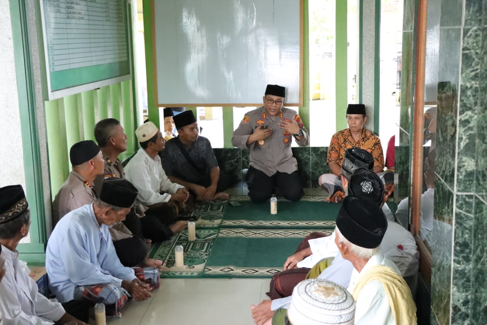 Polresta Deli Serdang Rutin Gelar Jumat Curhat Polresta Deli Serdang Rutin Gelar Jumat Curhat