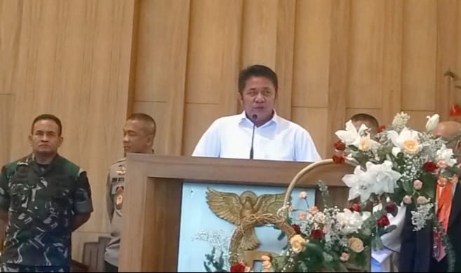 HERMAN DERU UCAPKAN SELAMAT NATAL DI GEREJA SANTO YOSEPH PALEMBANG