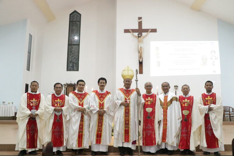 Rektor dan Formator Baru untuk Seminari Menengah St. Paulus Palembang