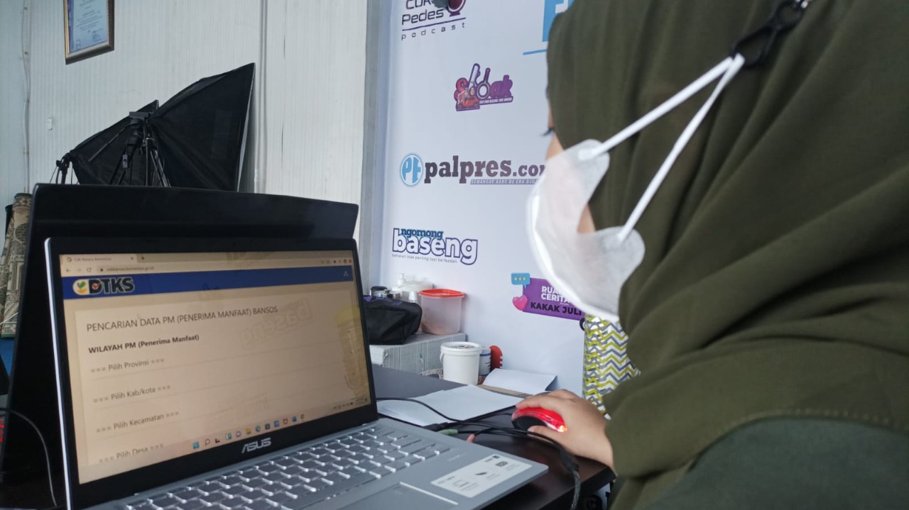 Pemilik KIS Dapat Dana Bansos BPNT Rp2.400.000, Begini Cara Pengajuannya Pemilik KIS Dapat Dana Bansos BPNT Rp2.400.000, Begini Cara Pengajuannya