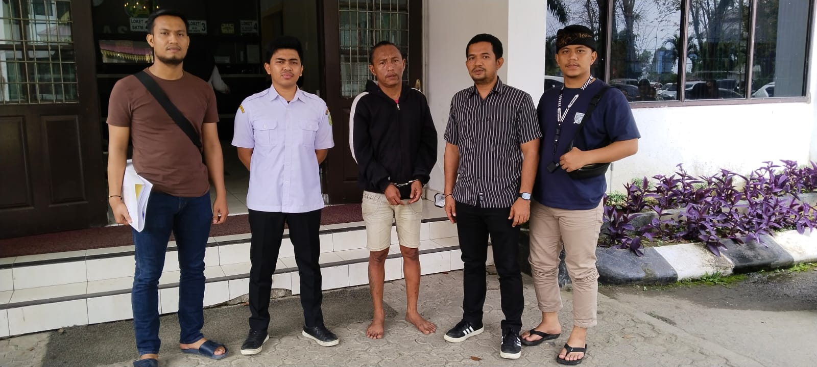 Polisi Serahkan Pelaku Pengrusakan Rumah Warga Ke Dinas Sosial