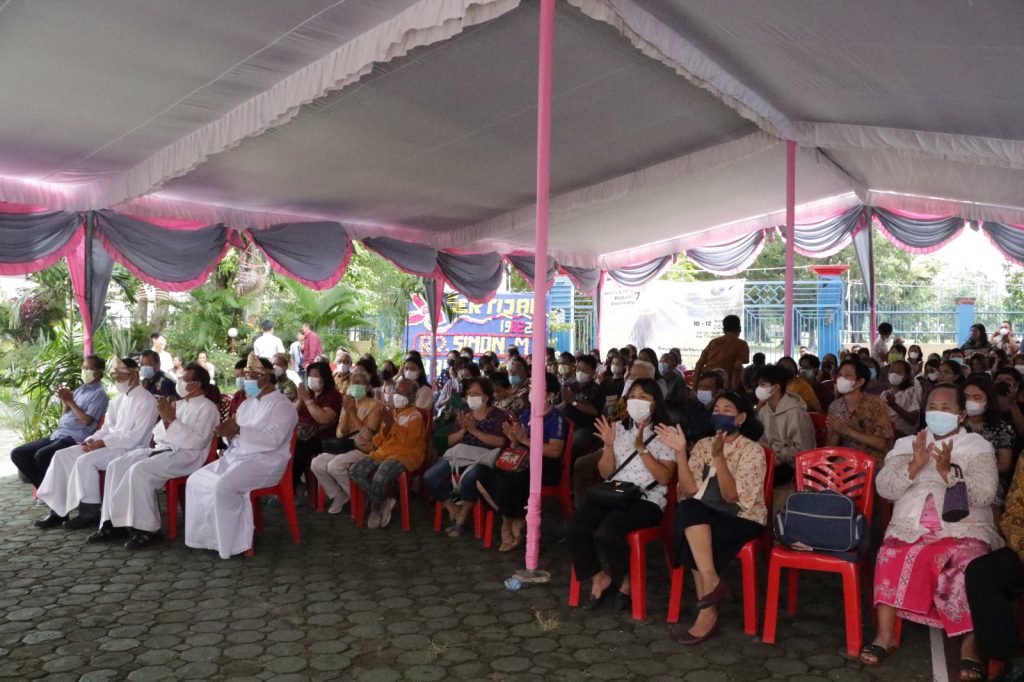 Selamat datang RD Louis di ‘Paroki Istimewa’