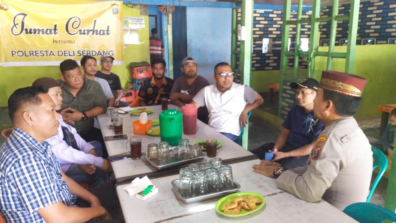 Dalam Rangka Jum'at Curhat, Polresta Deli Serdang Tampung Keluhan Warga