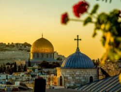 Paus Fransiskus Garisbawahi Nilai Universal Yerusalem dalam Pidatonya kepada Warga Palestina
