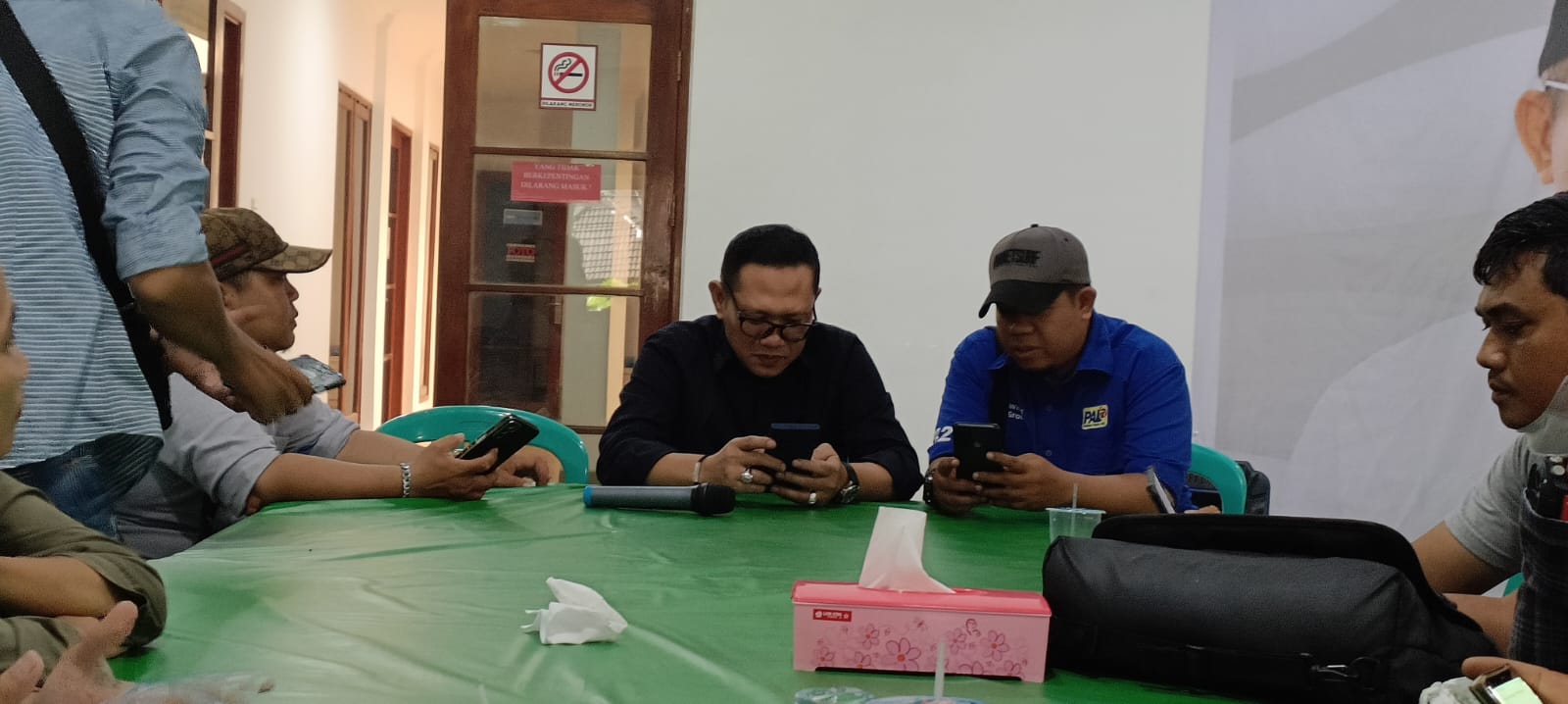Firdaus Hasbullah : Pihaknya Hanya Melakukan Teguran dan Meminta Klarifikasi Kepada Satpol PP Karena Perintah Atasan Firdaus Hasbullah : Pihaknya Hanya Melakukan Teguran dan Meminta Klarifikasi Kepada Satpol PP Karena Perintah Atasan