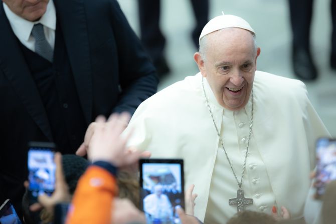 Vatikan Merilis Refleksi Pastoral tentang Keterlibatan Kristiani dalam Media Sosial