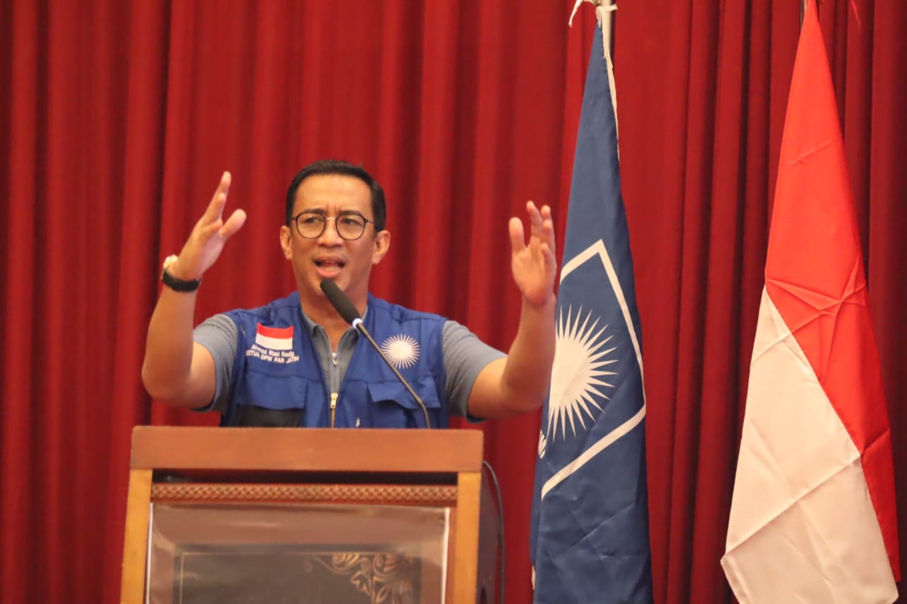 Pengurus DPW PAN Road Show Keliling Jawa Timur Mantapkan Konsolidasi Internal Pengurus DPW PAN Road Show Keliling Jawa Timur Mantapkan Konsolidasi Internal