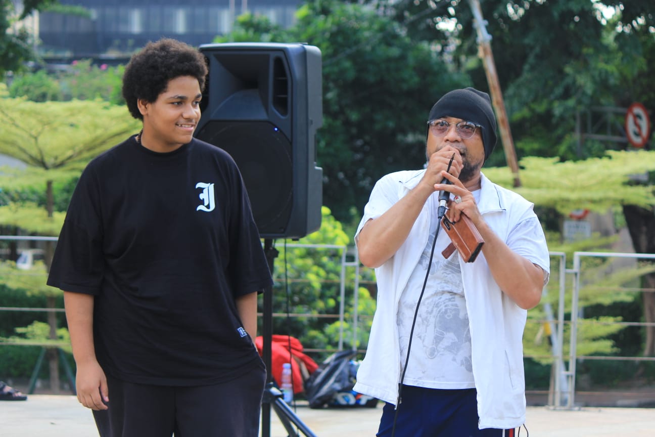Penyanyi Bona Paputungan Tampil Lagi di Car Free Day di Sudirman Jakarta