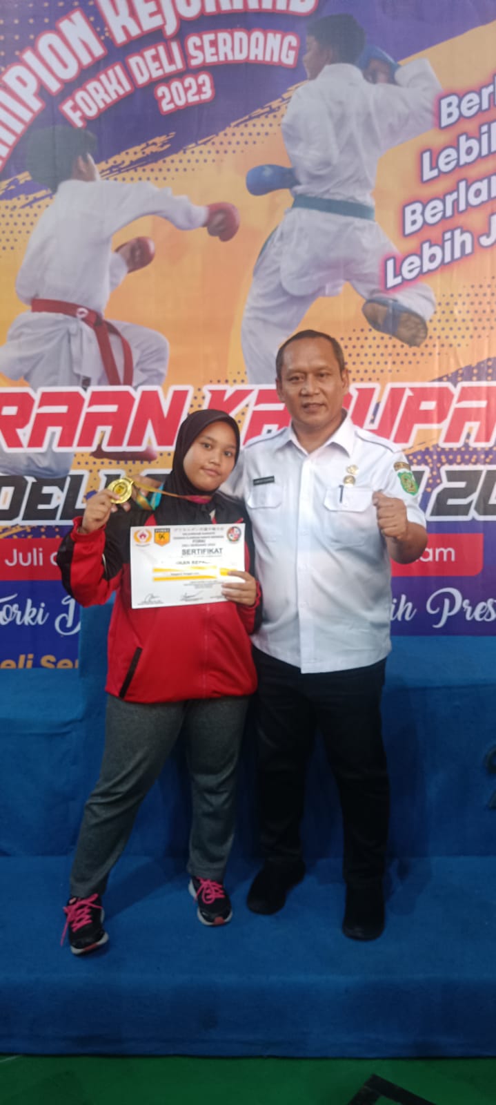 Intan Sari Nasution Sabet Medali Emas Champion Kejurkab Forki Deli Sedang