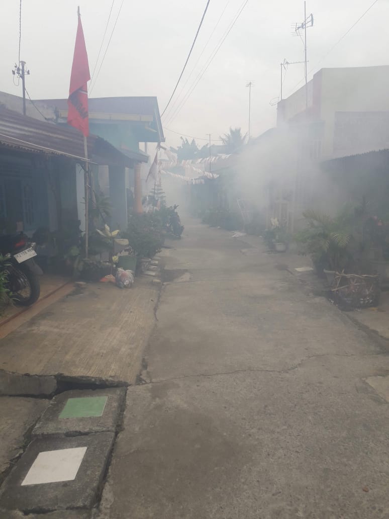 Kelurahan Lubuk Pakam III Giat Penyemprotan Fogging