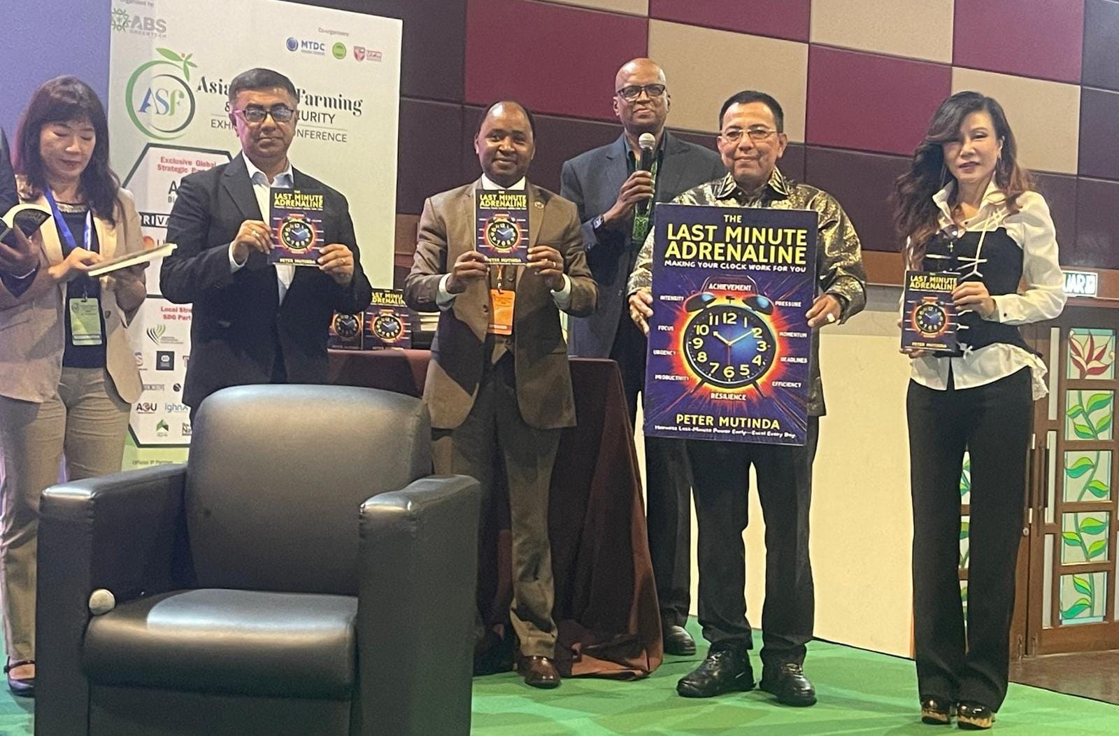 King of Nusantara Sultan Paser 18 Tampil di Kancah Internasional, Hadiri Acara Smart Farming di Malaysia