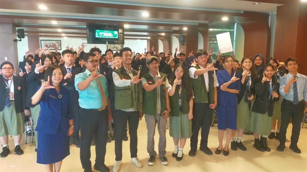 SMA Kusuma Bangsa Palembang Ngobrolin Iklim Bareng Green Youth Movement dan Generasi Hijau Sriwijaya