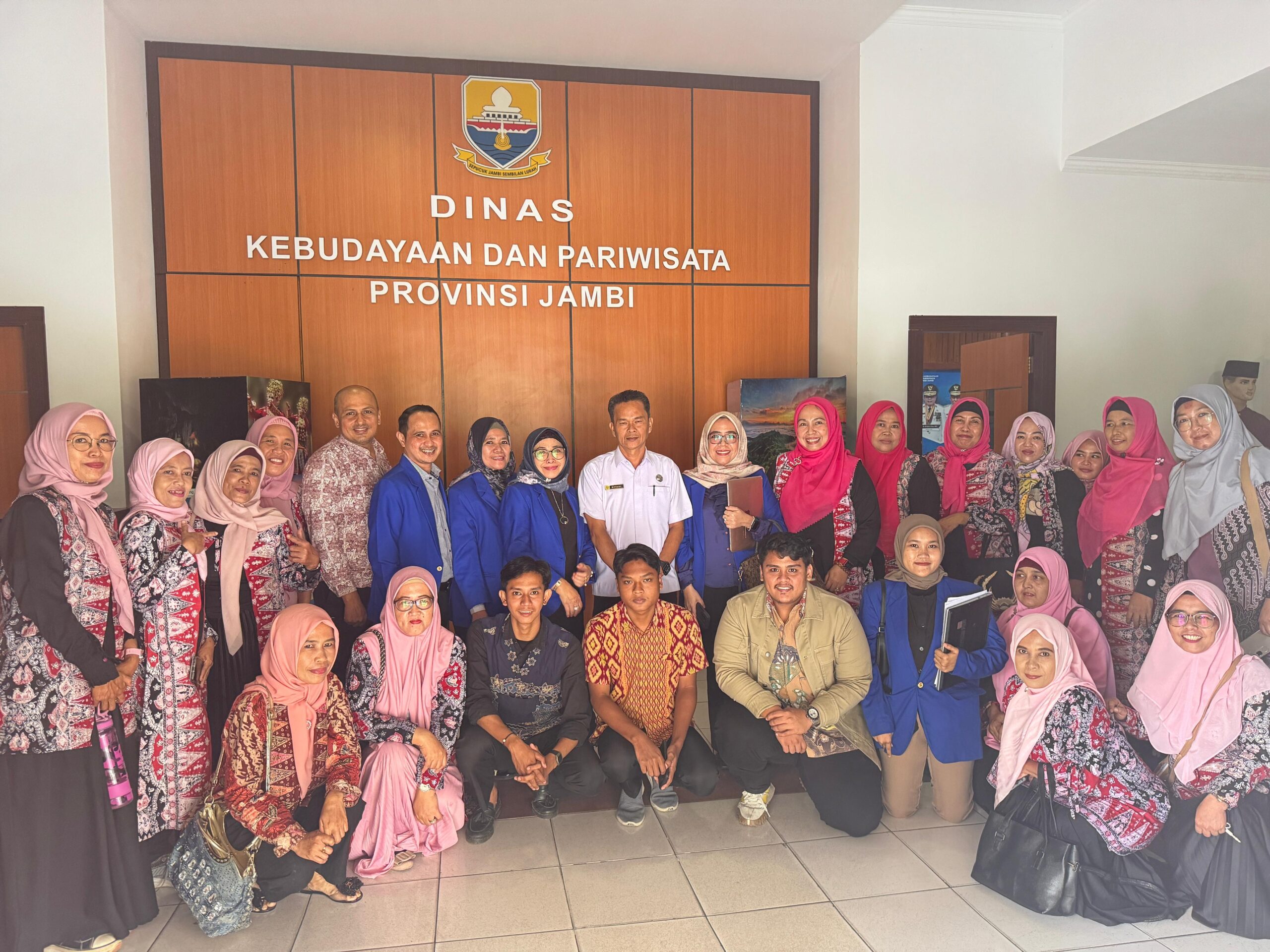 Dosen Manajemen S2 UBD Melaksanakan PKM dan MOU Dengan Dinas Kebudayaan Pariwisata Provinsi Jambi