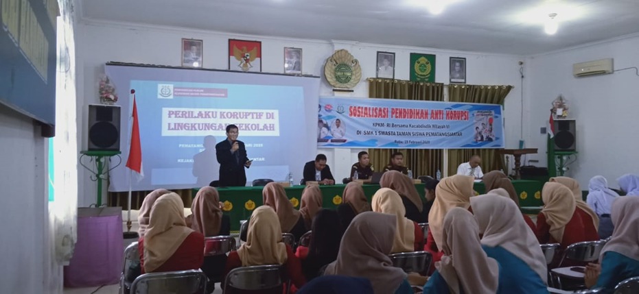 MENANAMKAN INTEGRITAS DENGAN SOSIALISASI PENDIDIKAN ANTI KORUPSI DI SMK1 SWASTA TAMAN SISWA PEMATANGSIANTAR