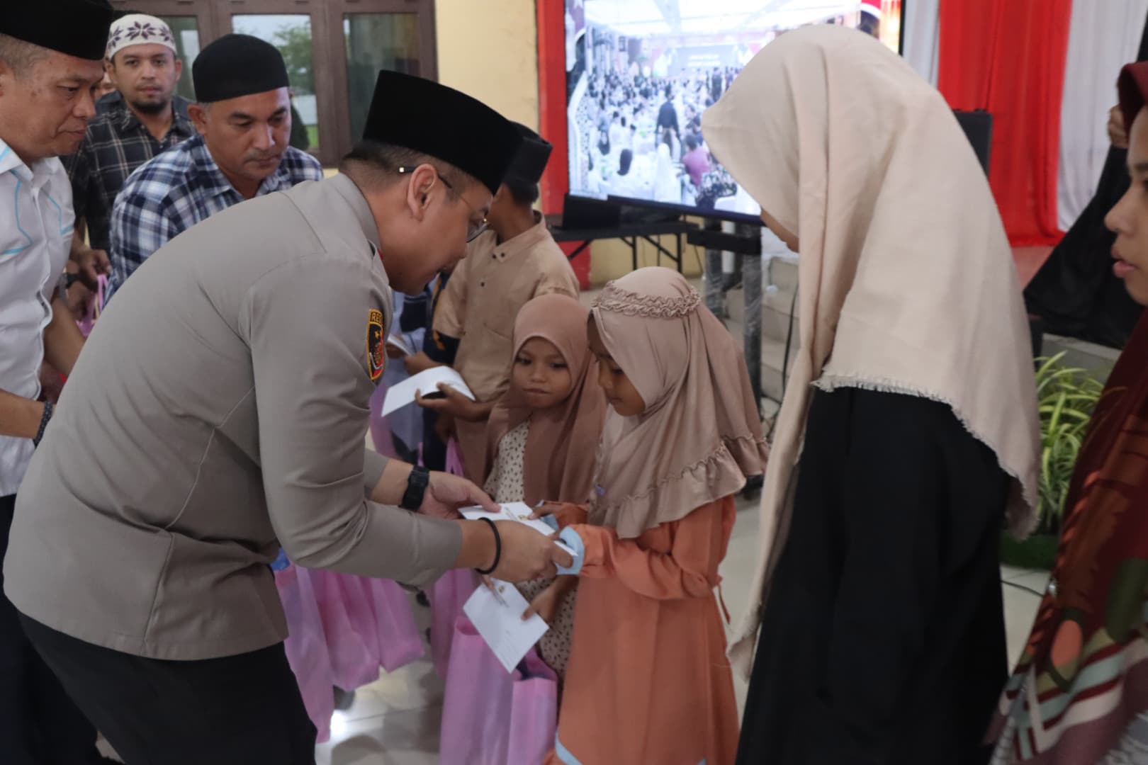 Polresta Deli Serdang Buka Bersama Dengan Insan Pers Polresta Deli Serdang Buka Bersama Dengan Insan Pers