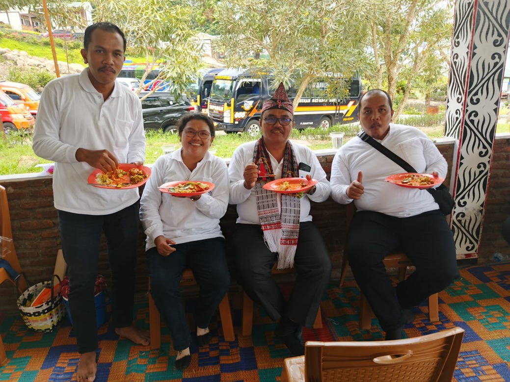 Meriah dan Penuh Kasih Parsadaan Si Raja Parapat Boru, Bere/ Ibebere Pematangsiantar –Simalungun Rayakan HUT ke-57 di Aek Batu Sipolha