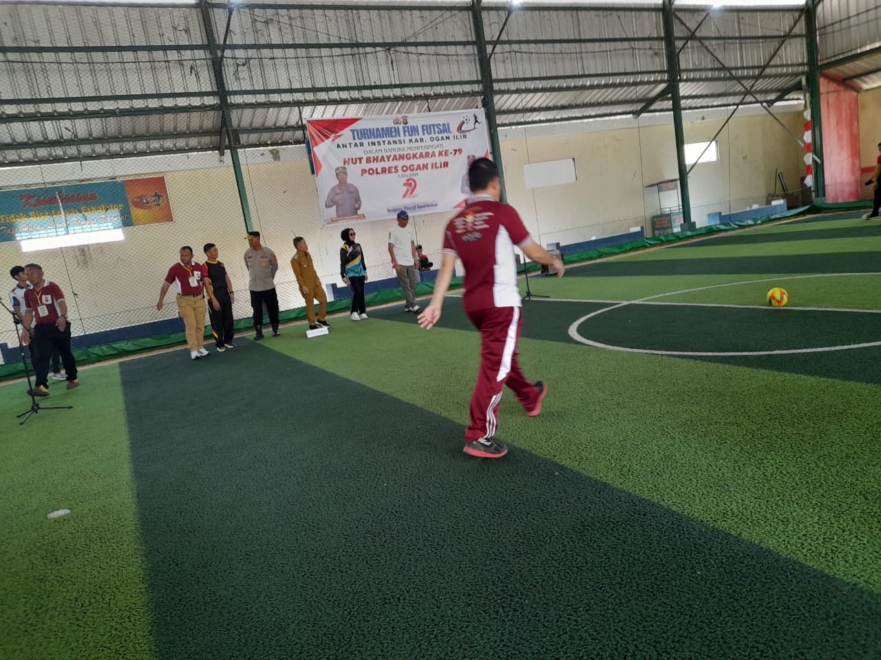 Dalam Rangka Hut Bhayangkara Ke-79 Polres Ogan Ilir,Membuka Turnamen Futsal
