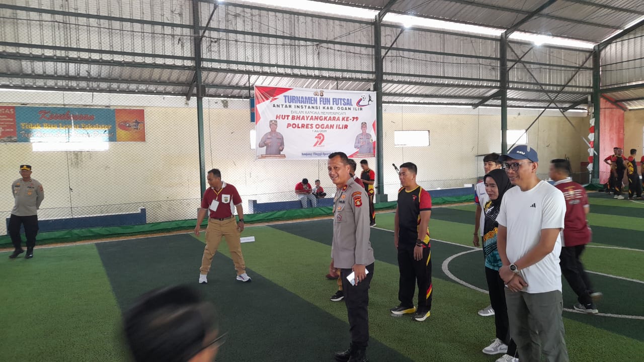 Dalam Rangka Hut Bhayangkara Ke-79 Polres Ogan Ilir,Membuka Turnamen Futsal