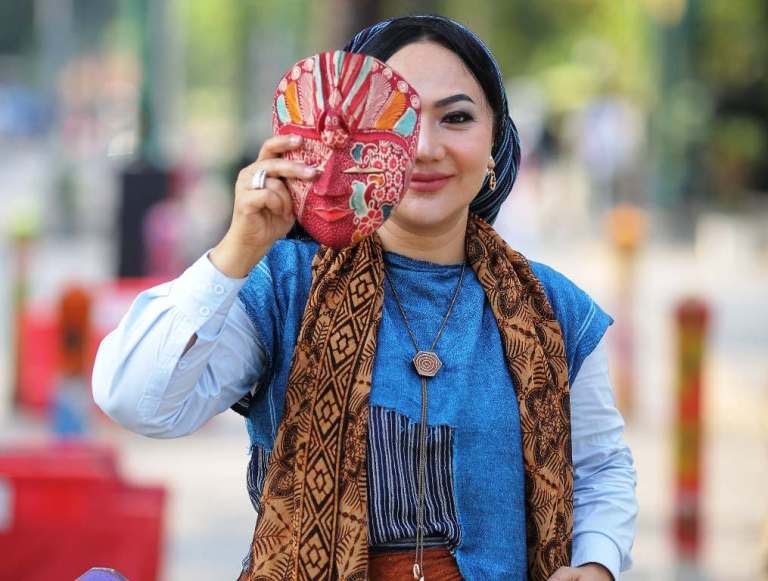 Diah Warih Sabet DetikJateng-Jogja Awards sebagai Penggerak Wirausaha Muda Diah Warih Sabet DetikJateng-Jogja Awards sebagai Penggerak Wirausaha Muda