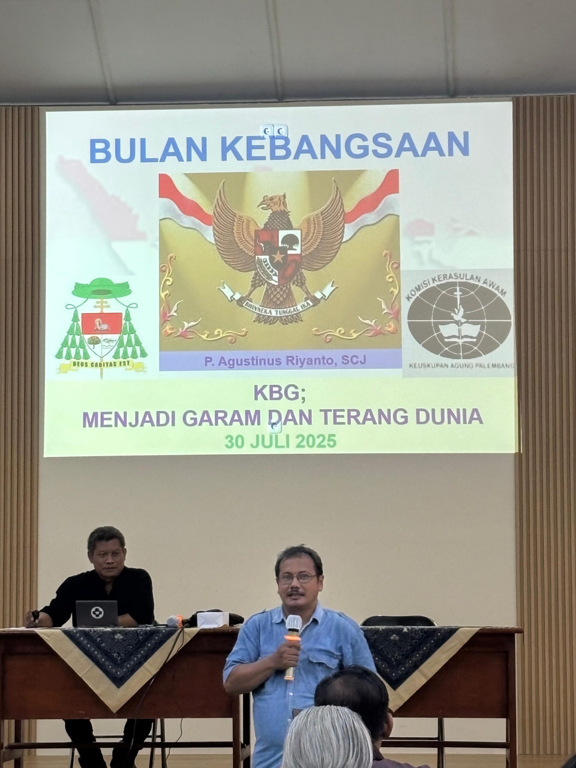 Sosialisasi Bulan Kebangsaan Keuskupan Agung Palembang Dalam Komunitas Basis Gerejawi Menjadi Garam dan Terang Dunia