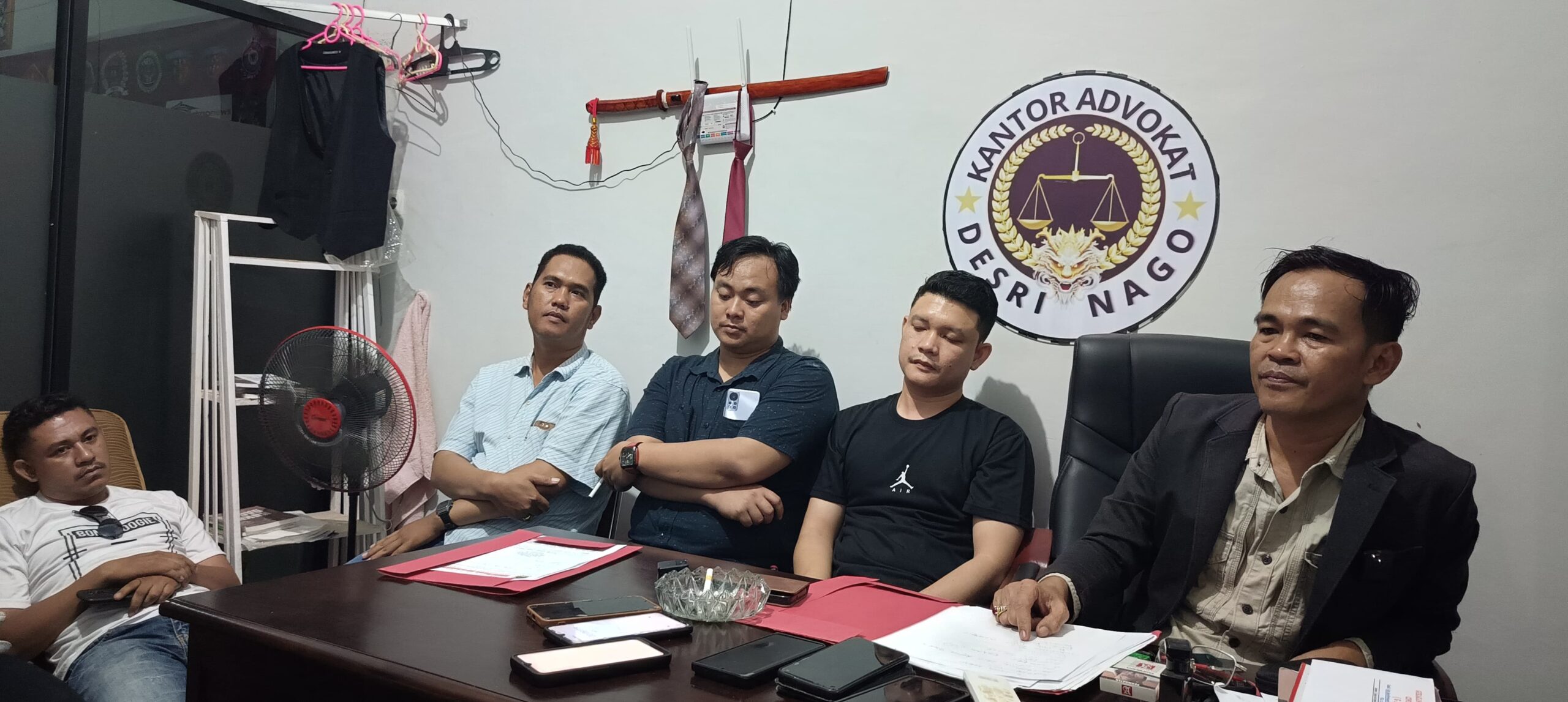 Somasi Terbuka, Kantor Hukum Desri Nago Ultimatum Media Penyebar Hoak, Klarifikasi dalam 3x24 Jam