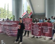 Massa Aksi Desak Evaluasi dan Reformasi Satpol PP Palembang